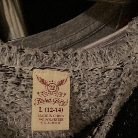 Sweater - Picture 2 of 3